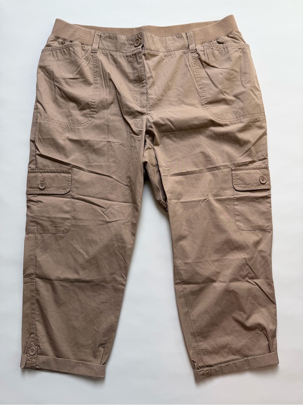 Talbots NWOT Beige Khaki Cargo Capri Pants Size 16W Pockets 100% cotton